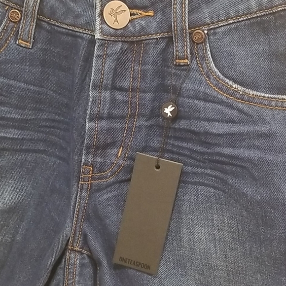 💕ONE TEASPOON💕 Stevies Boyfriend Shorts Moonstone - Picture 6 of 14